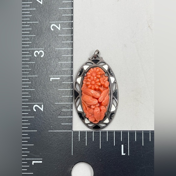Antique Victorian Edwardian Carved Coral Sterling Silver Enamel Pendant Flowers - Picture 3 of 4